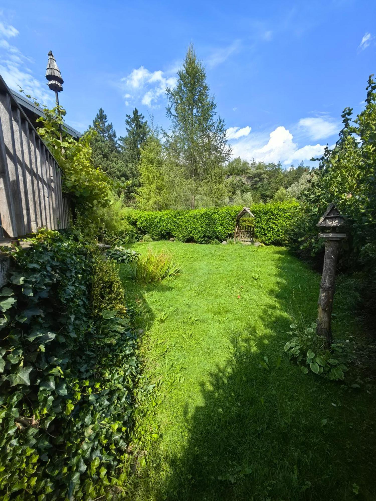 Hisa Hortenzija Luče Buitenkant foto