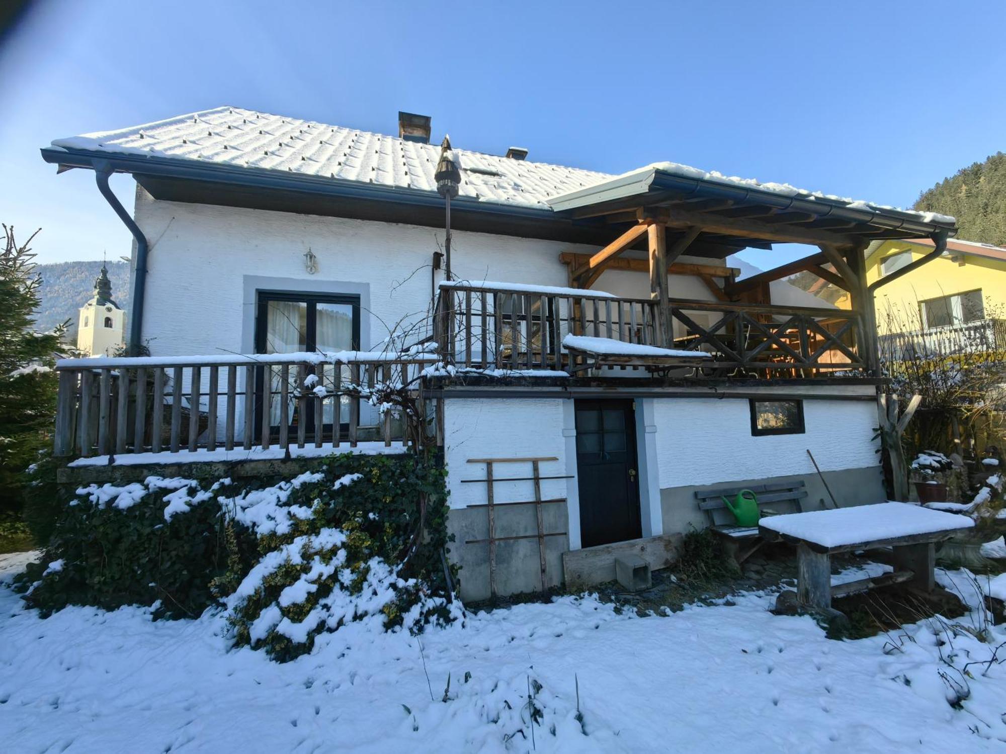 Hisa Hortenzija Luče Buitenkant foto